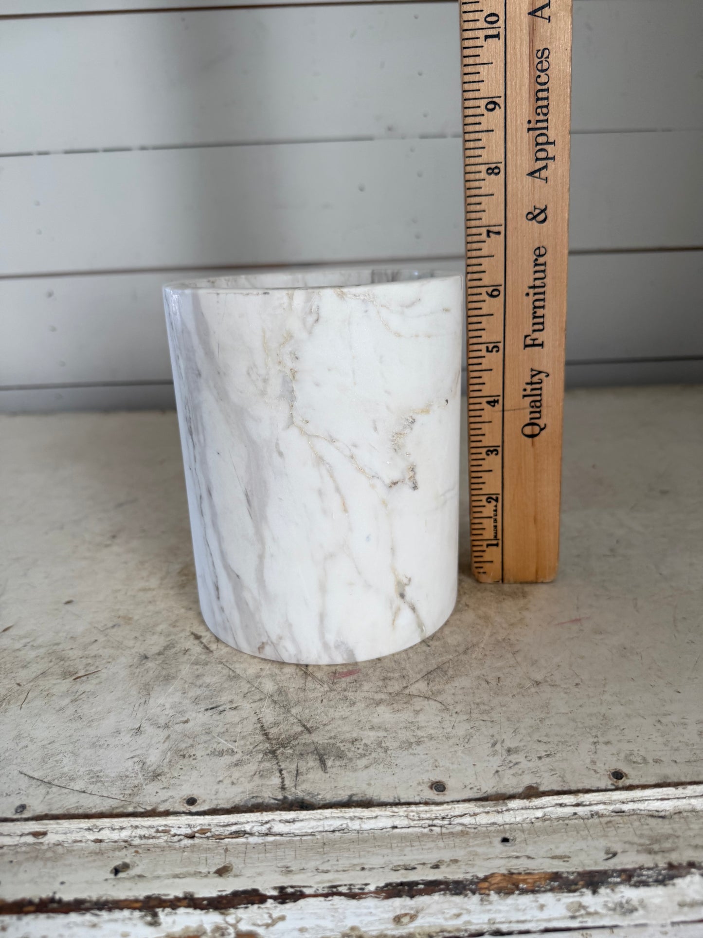 Marble utensil holder