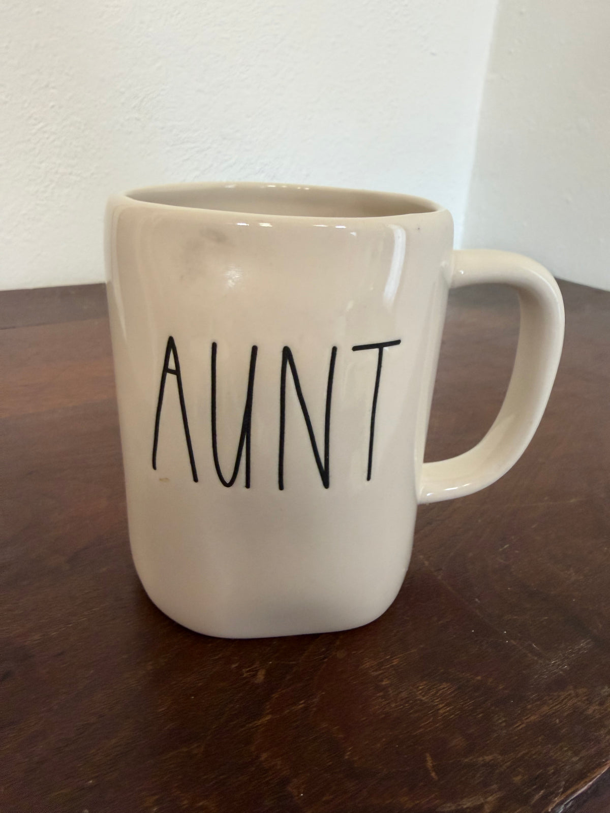 Rae Dunn Aunt Mug