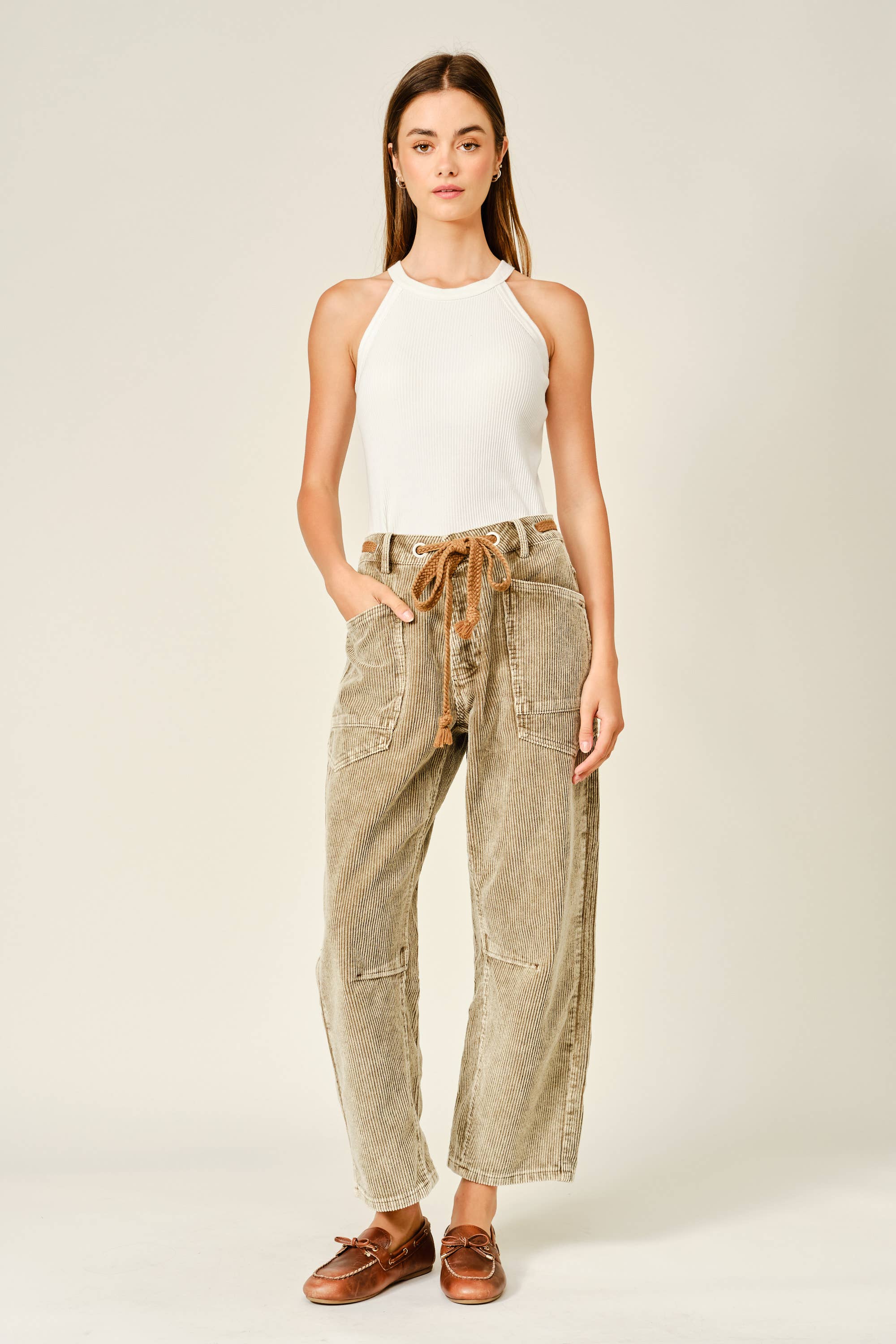 BARREL CORDUROY PANTS WITH EYELET WAIST