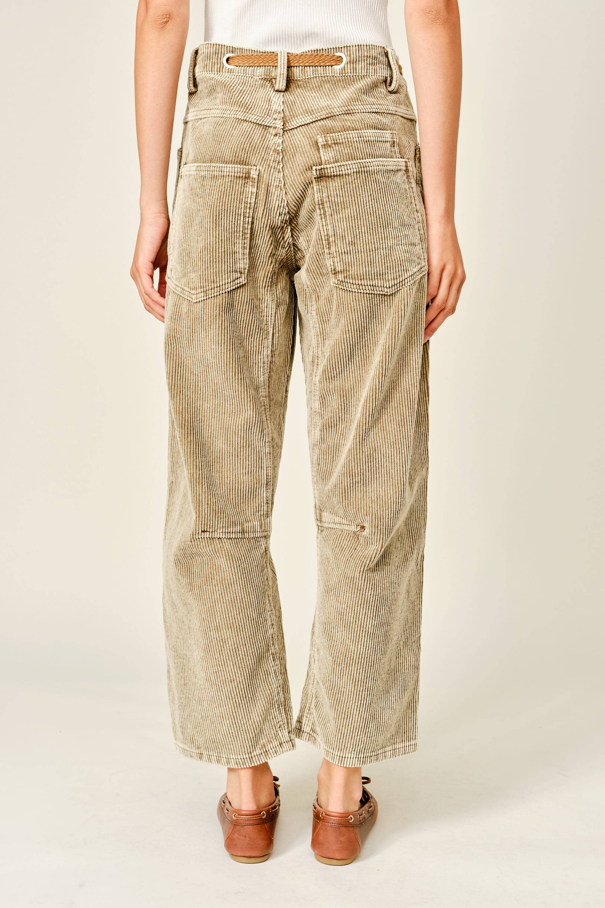 BARREL CORDUROY PANTS WITH EYELET WAIST