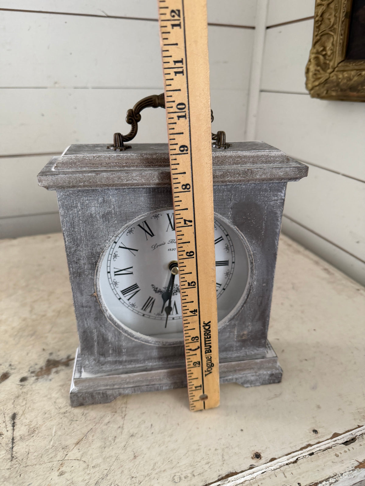Gray washed clock