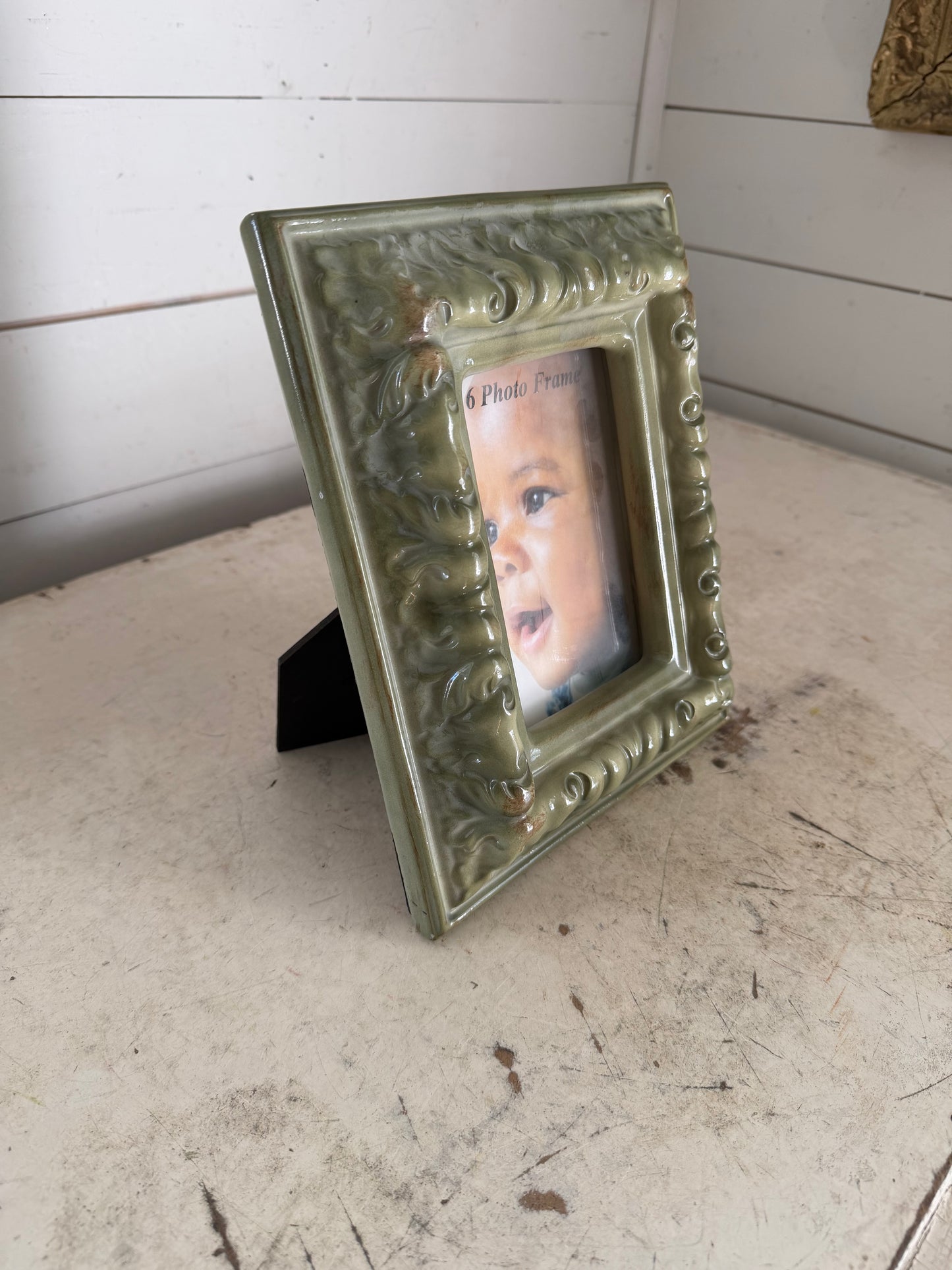 Ceramic Ornate 4x6 image Frame Will Get art
