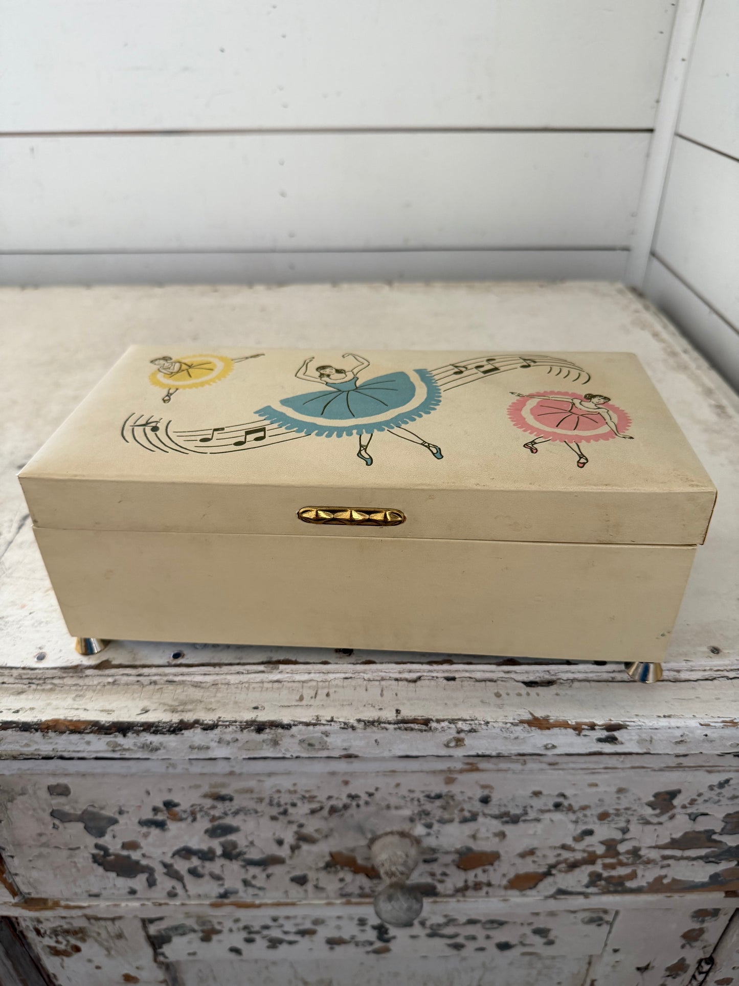 Vintage ballerina jewelry box