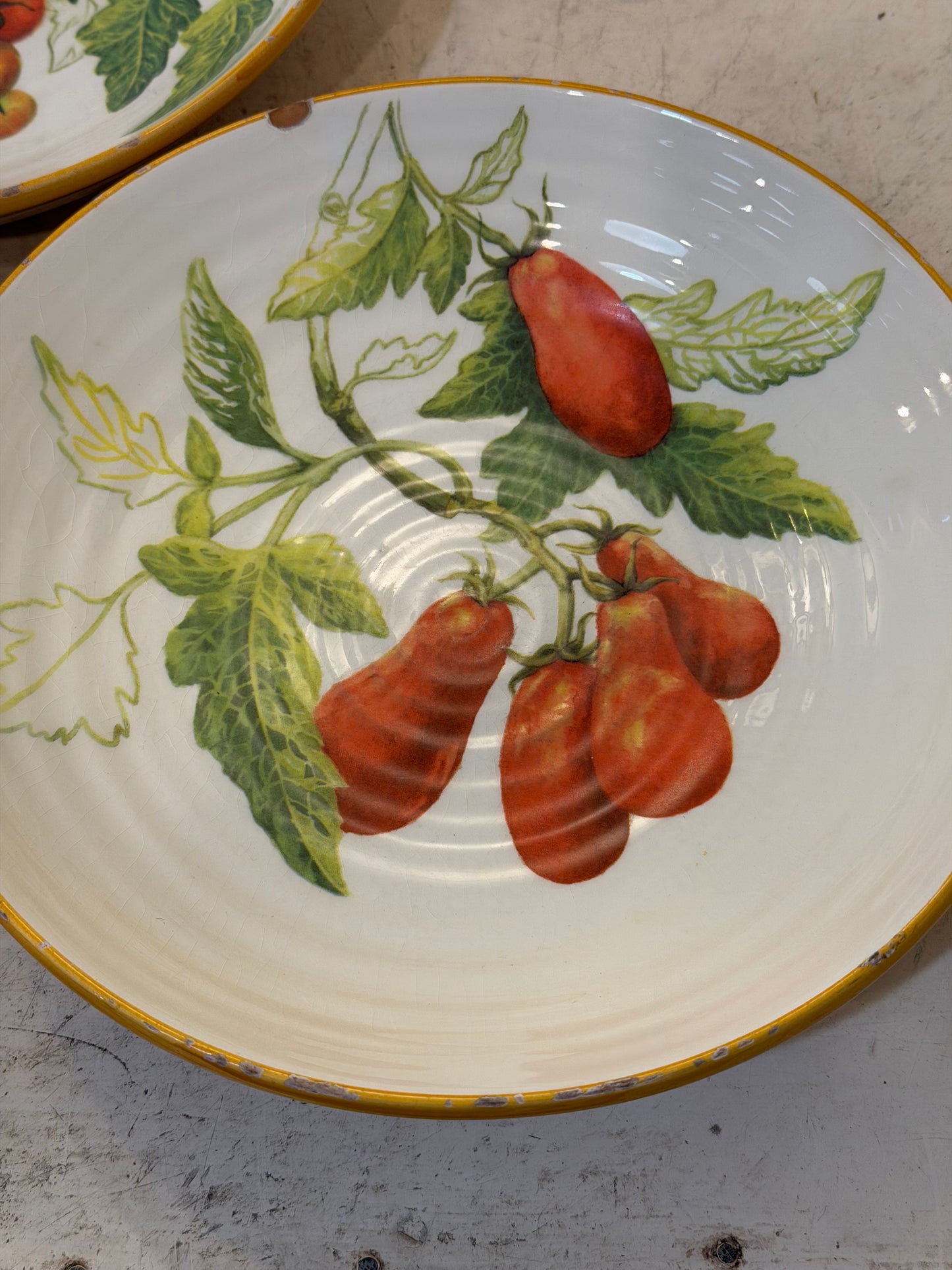 Italian Pottery Plates Tomatoes Williams Sonoma SET of 3 - Terracotta showing in chips