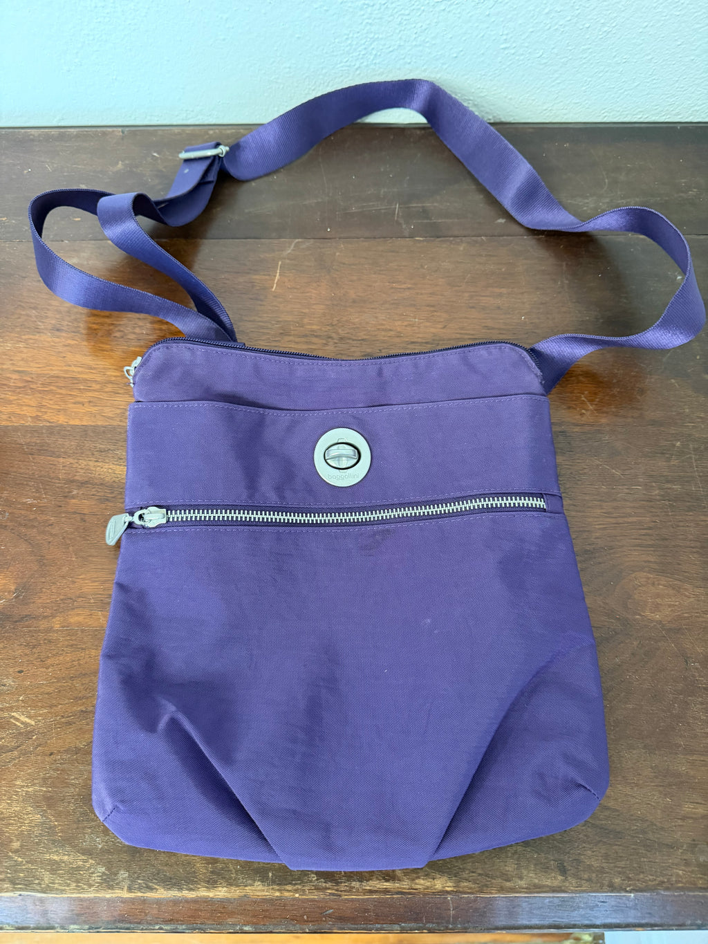 Baggallini Hanover Crossbody Bag in Purple