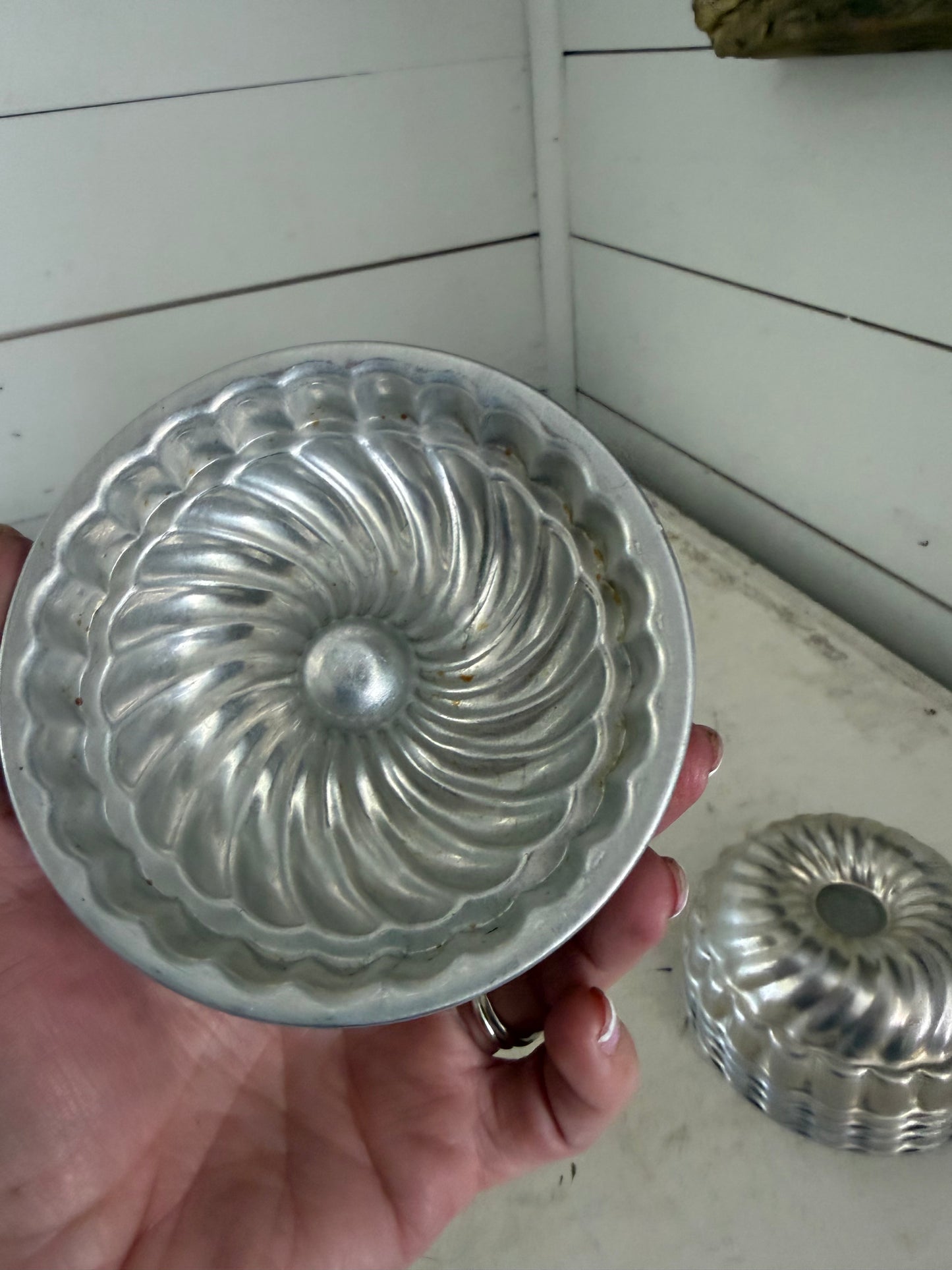 Set of vintage aluminum Jell-O molds mini