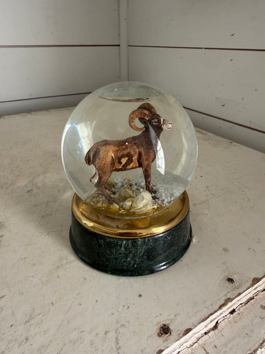 World Wildlife Fund Bighorn Sheep, Snowdome WWF Vintage Snow Globe