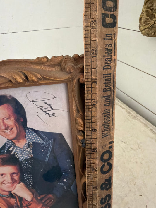 Vintage Frame will get painted and art