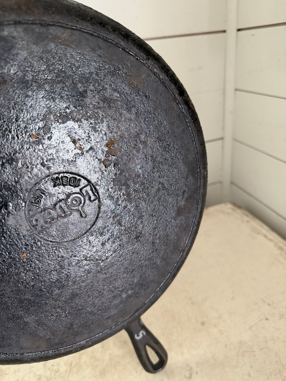 Vintage Lodge skillet