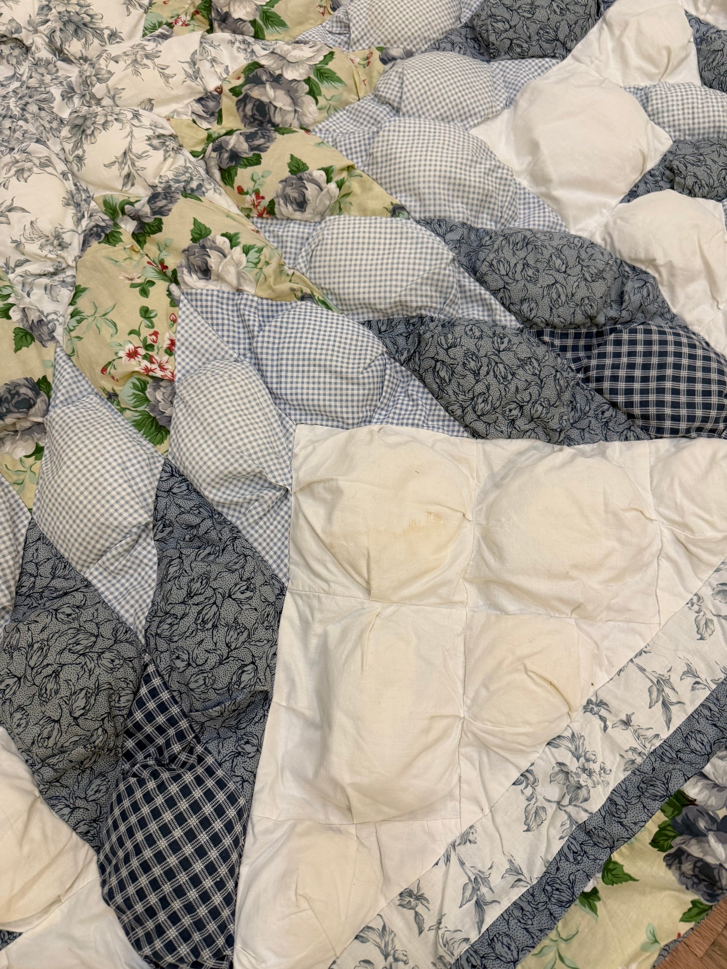 Full Puff Quilt - Sunham Bedding - light stainign as shown