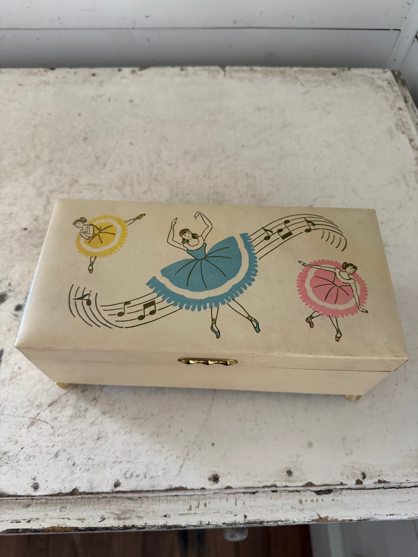 Vintage ballerina jewelry box
