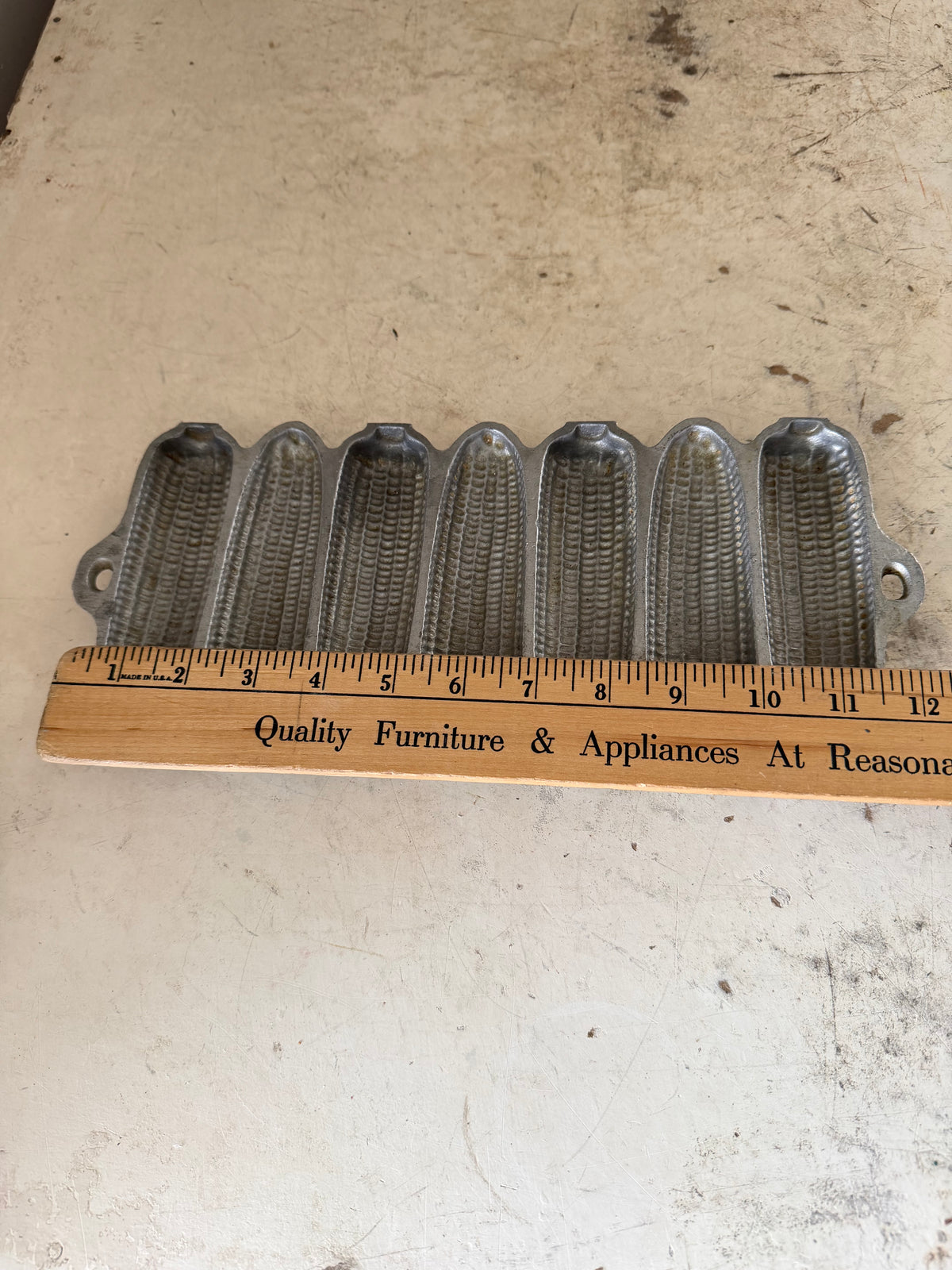 Vintage Aluminum Cornbread “Cornstick” pan