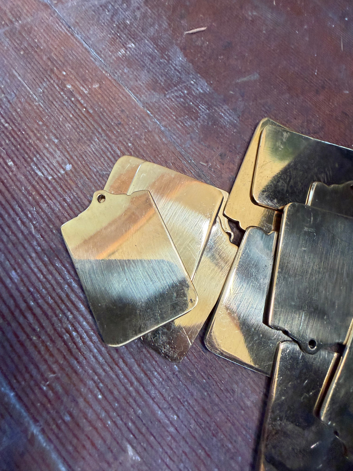 Set of 10 brass tags
