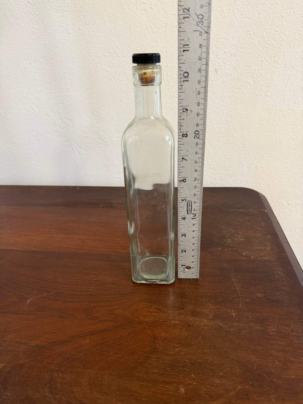Vintage Square Glass Bottle with Cork Stopper 500 ml