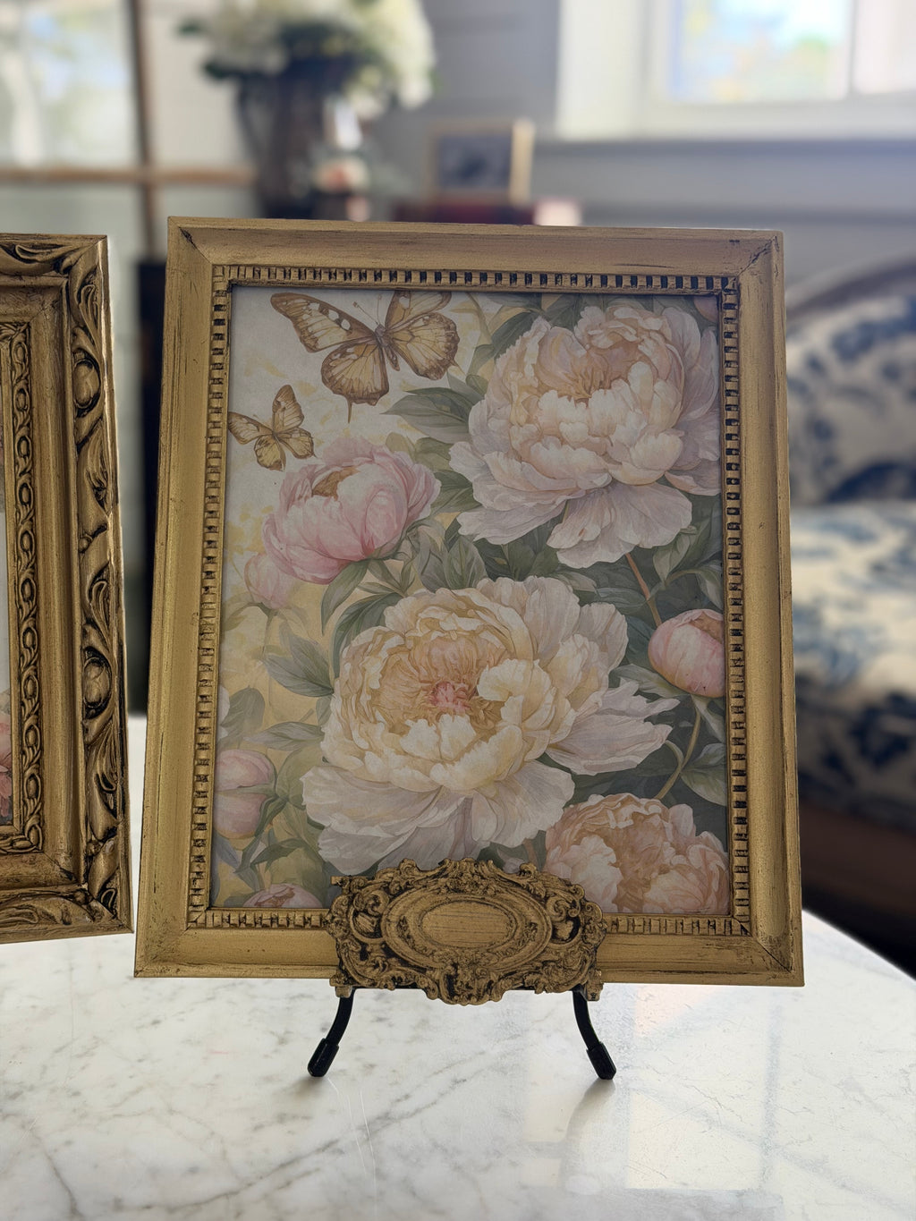 Gold Frame with Easel