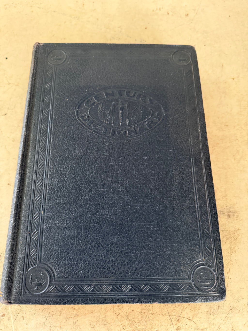 The New Century Library Dictionary Volume 2