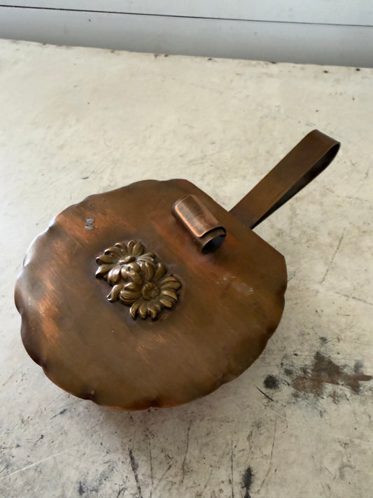 Vintage Drumgold Solid Copper Silent Butler Crum Catcher with Floral Details on the Lid