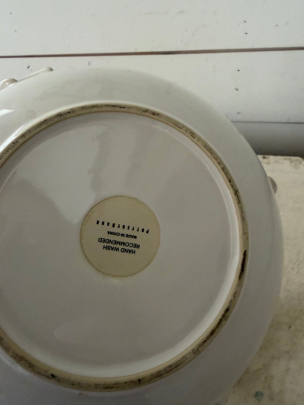 Pottery Barn Antler Handle 4qt Serving Bowl Ivory Cream White porcelain 10” x 5”