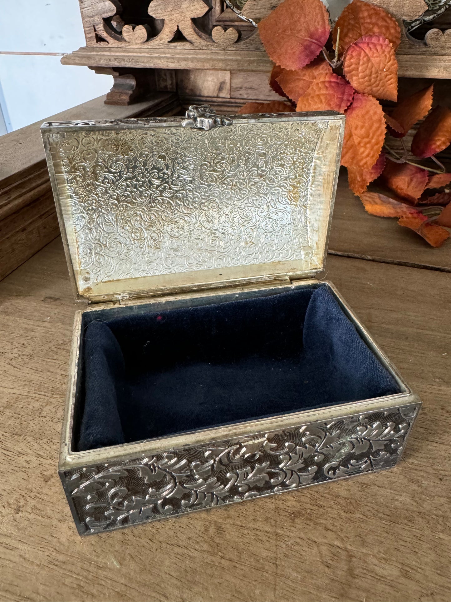 Vintage Tarnished Silver Jewlry Box