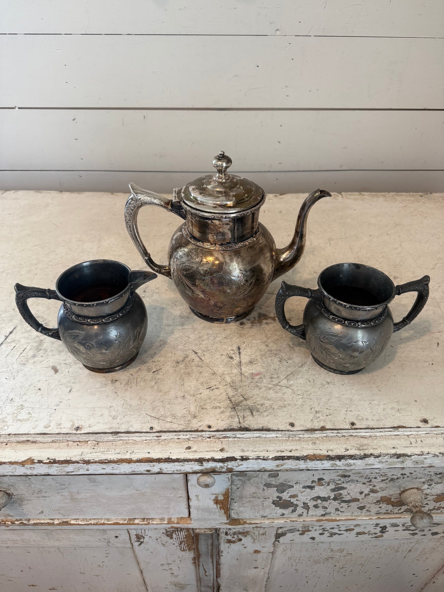 Pelton Bros Vintage Quadruple Plate Silver Teapot Sugar and creamer set