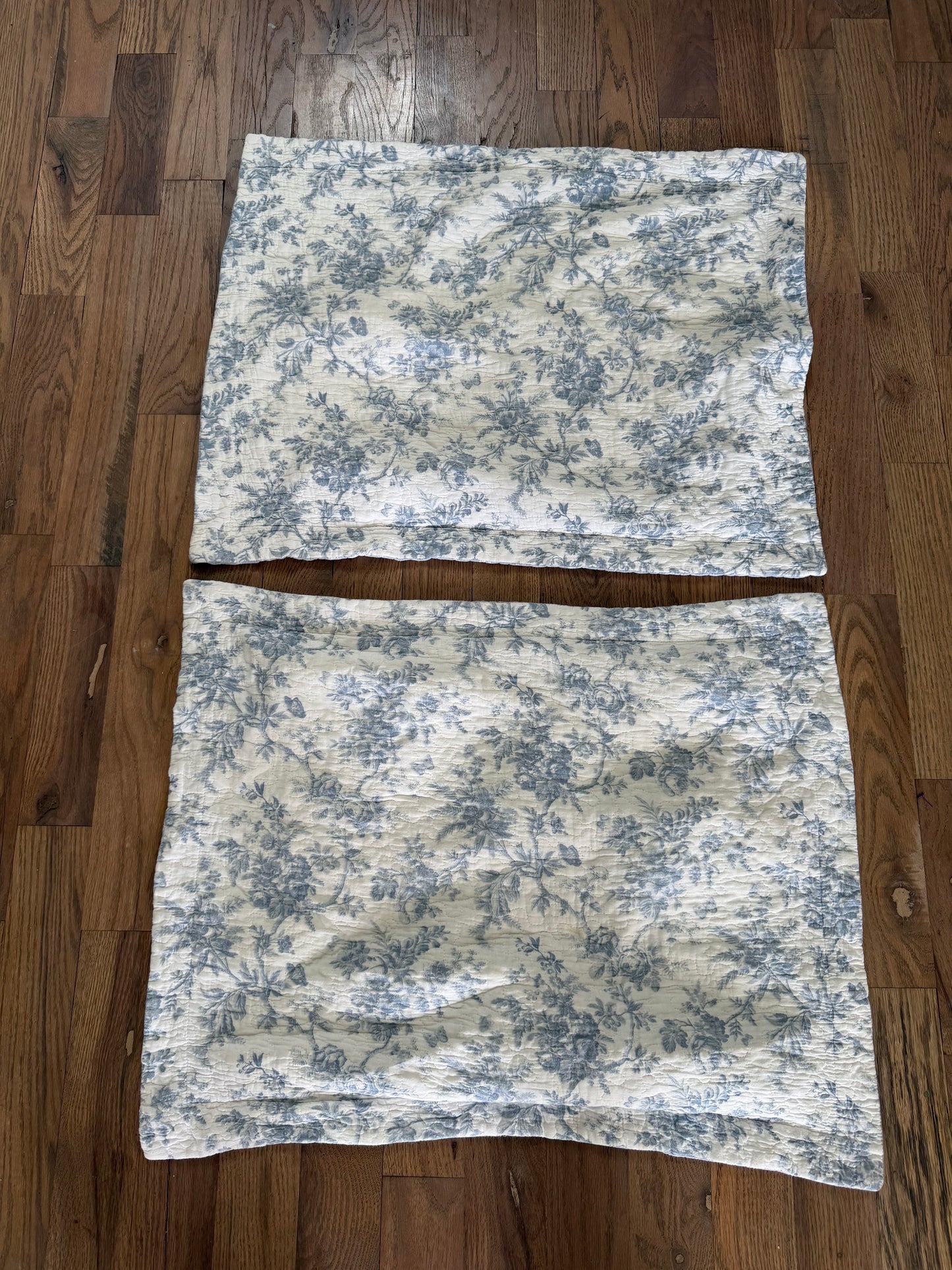 Laura Ashley blue and White Toile Pillow Shams - Standard