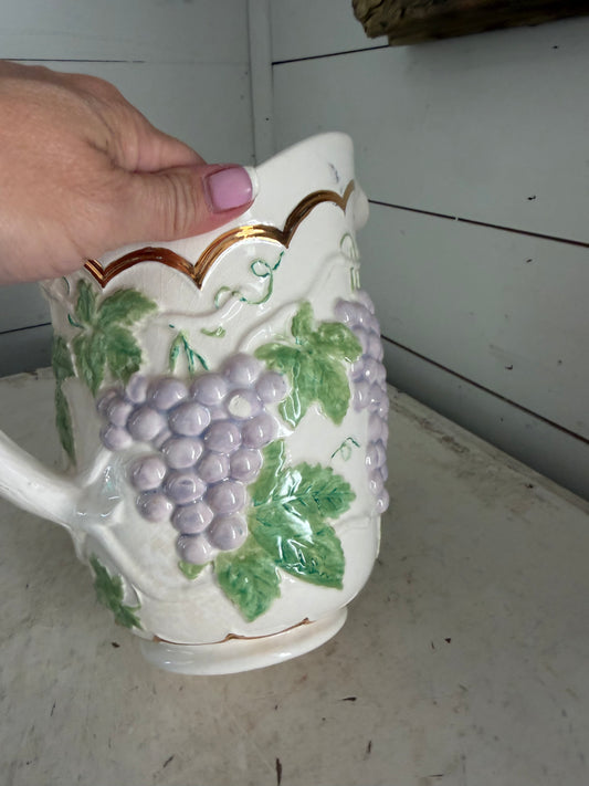 Arnels Grape Pitcher as is see chip