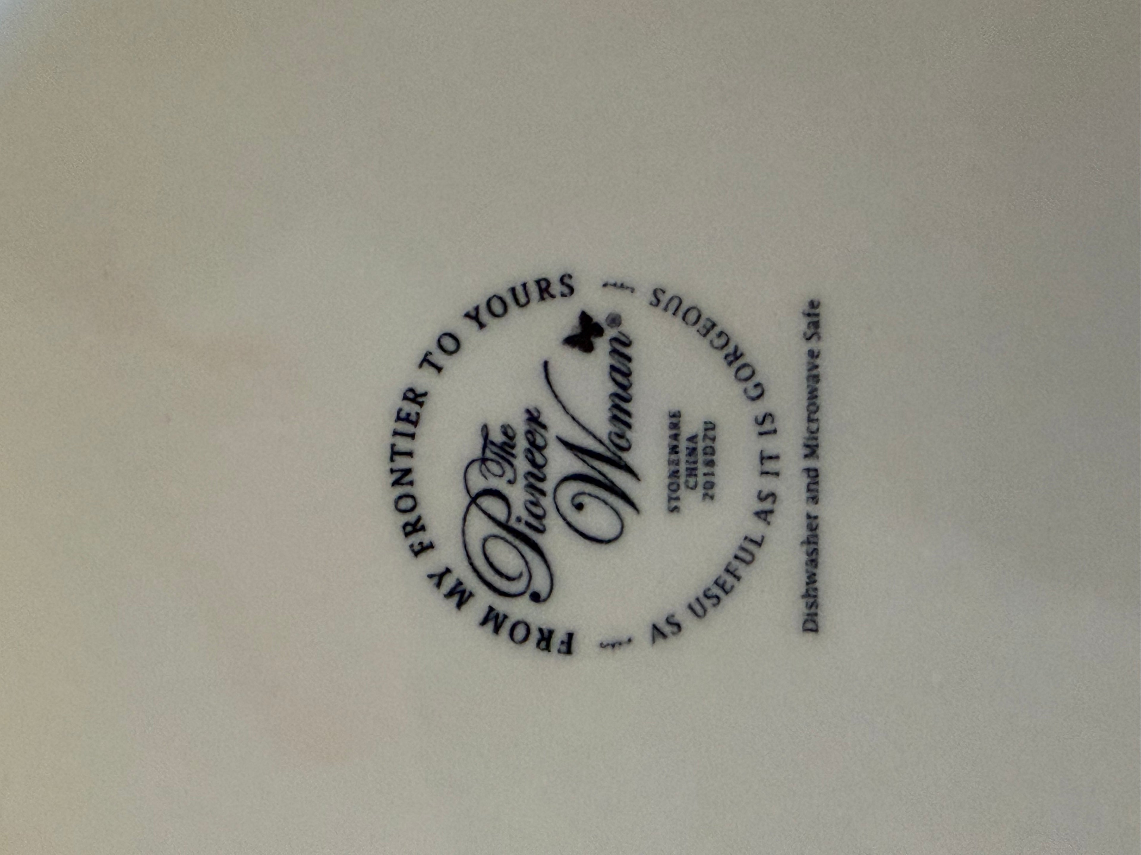 Pioneer Woman Vintage Bloom Plate - SOLD INDIVIDUALLY