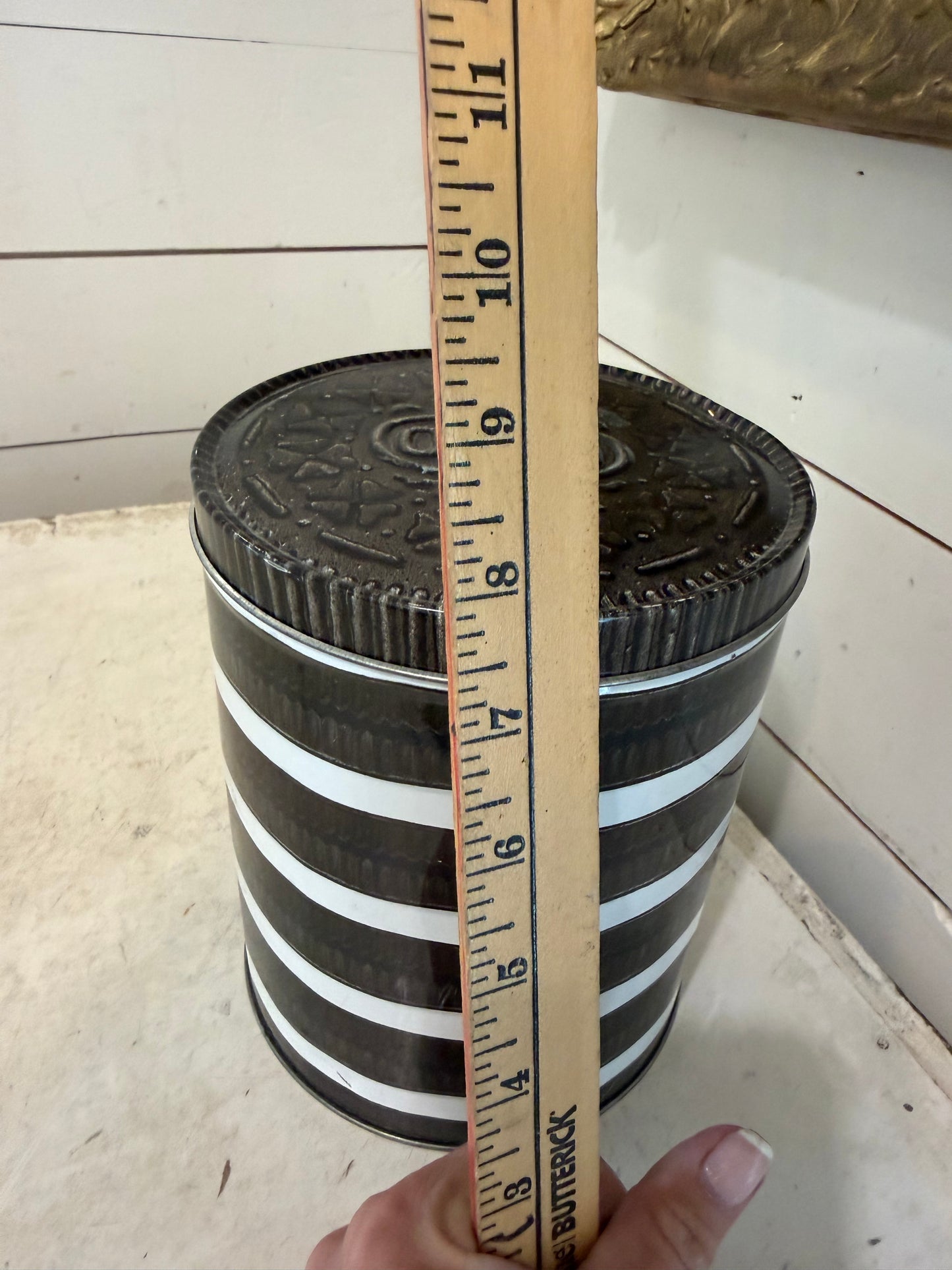 Oreo Tin
