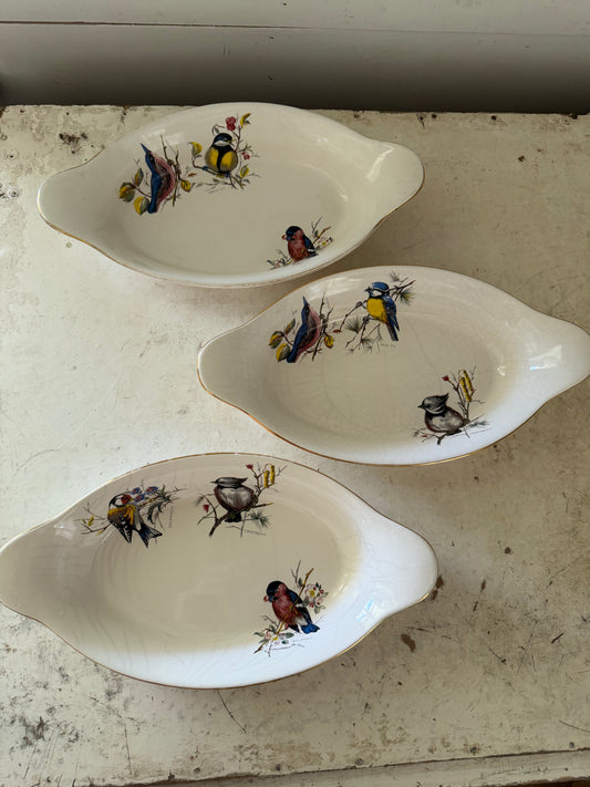 AU GRATIN DISH 265 Birds Tit Gold Trim sold individually