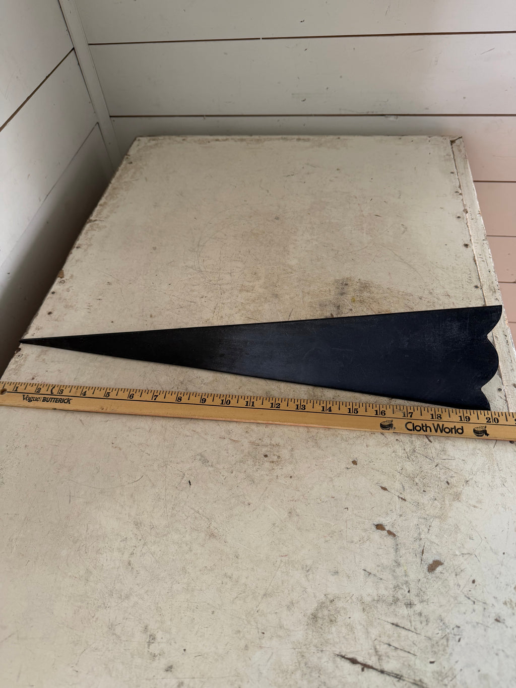 Long Triangle Metal Wall Pocket with scalloped Edge