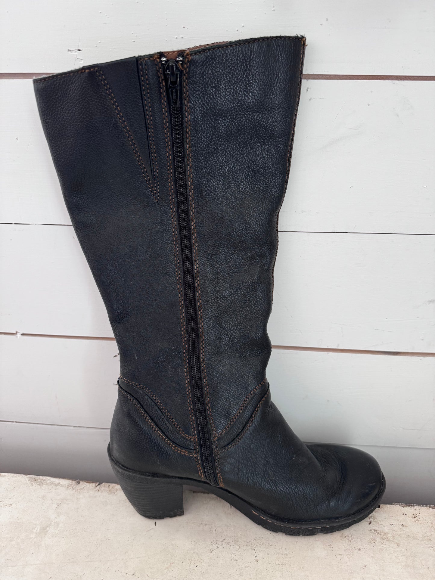 BOC Black Leather Knee High Boots Size 8.5