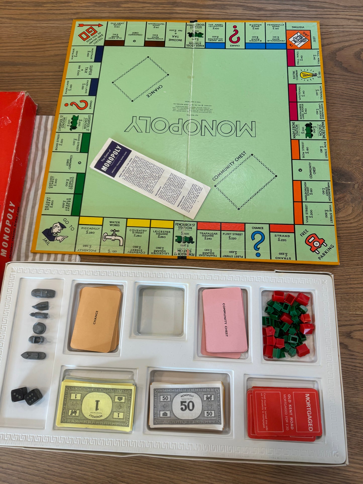 England Monopoly Game 1972 - has all properties