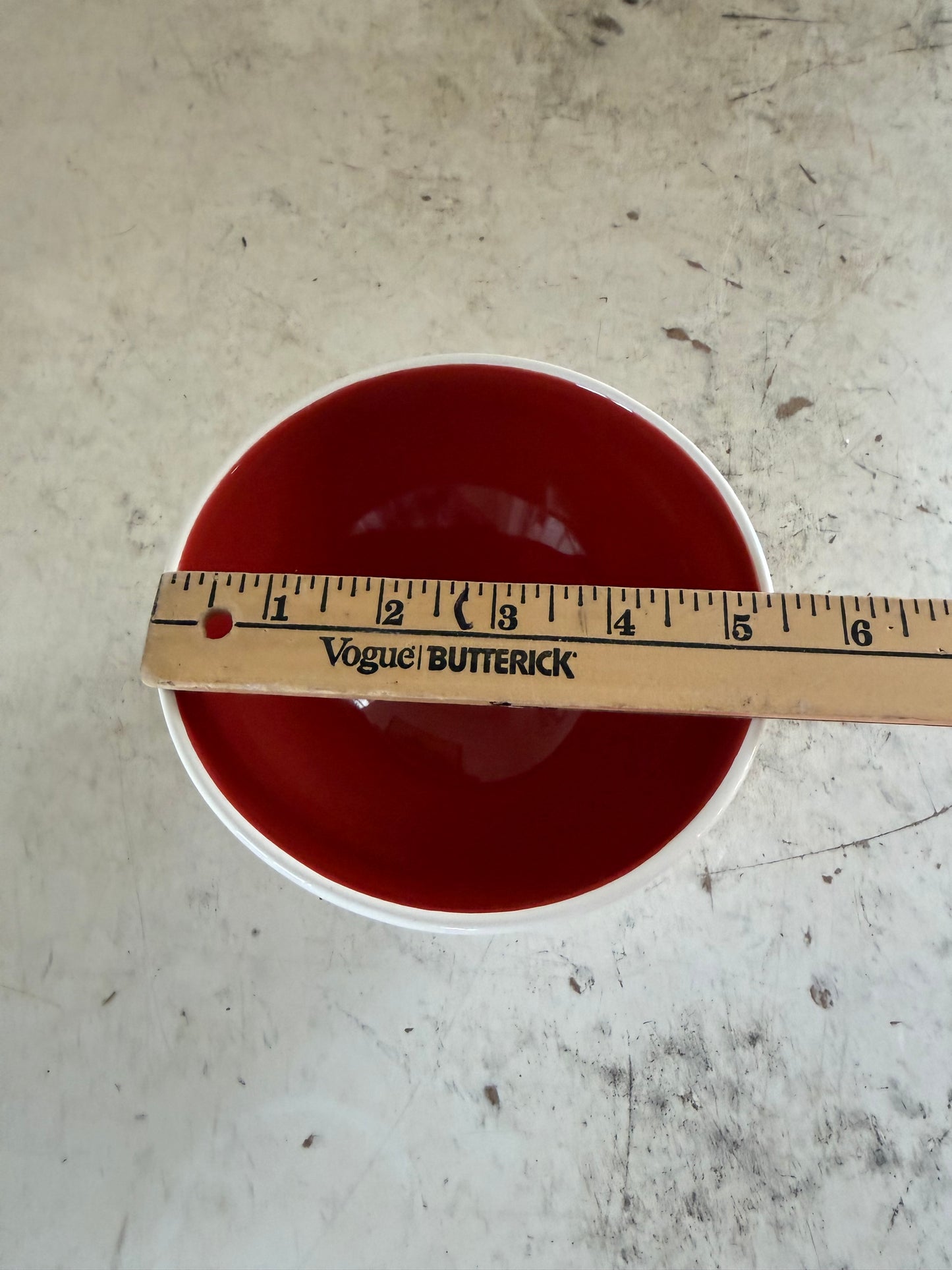 Rae Dunn by Magenta "bliss" cereal bowl has chip in base