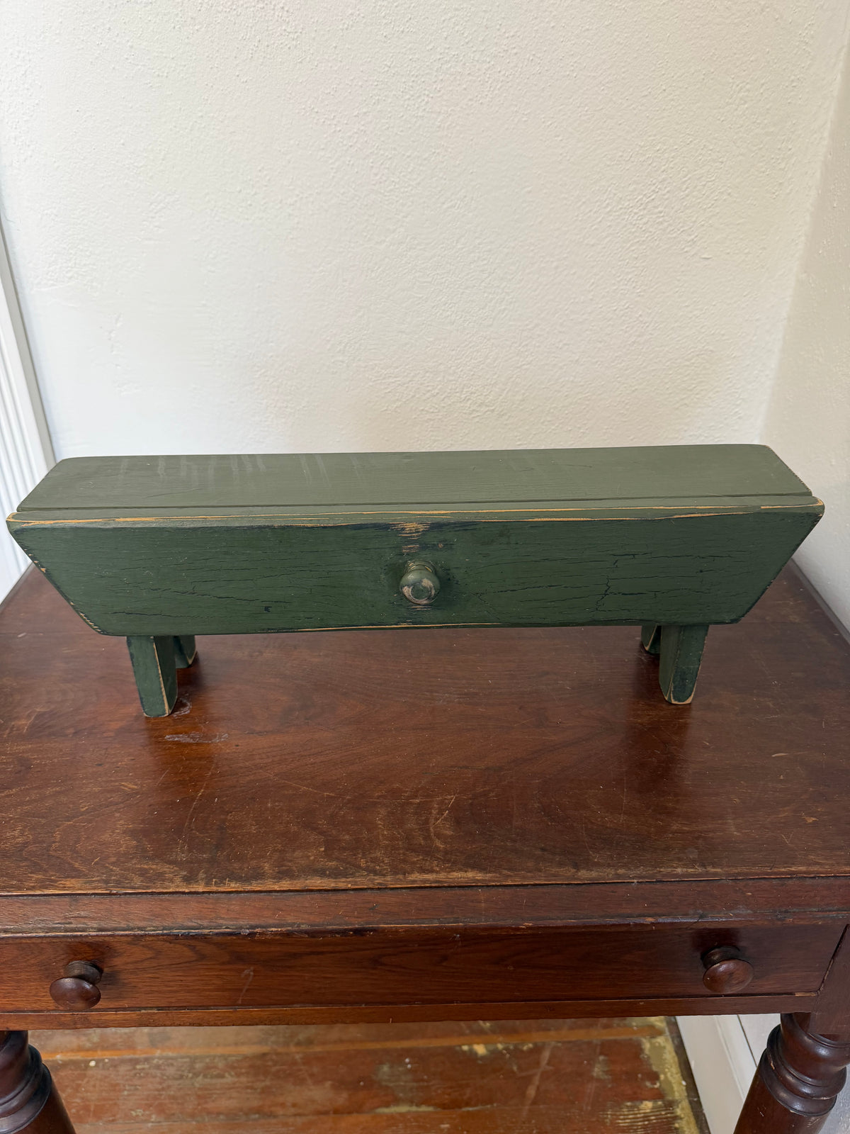 Wood Shelf With knob will get makeover
