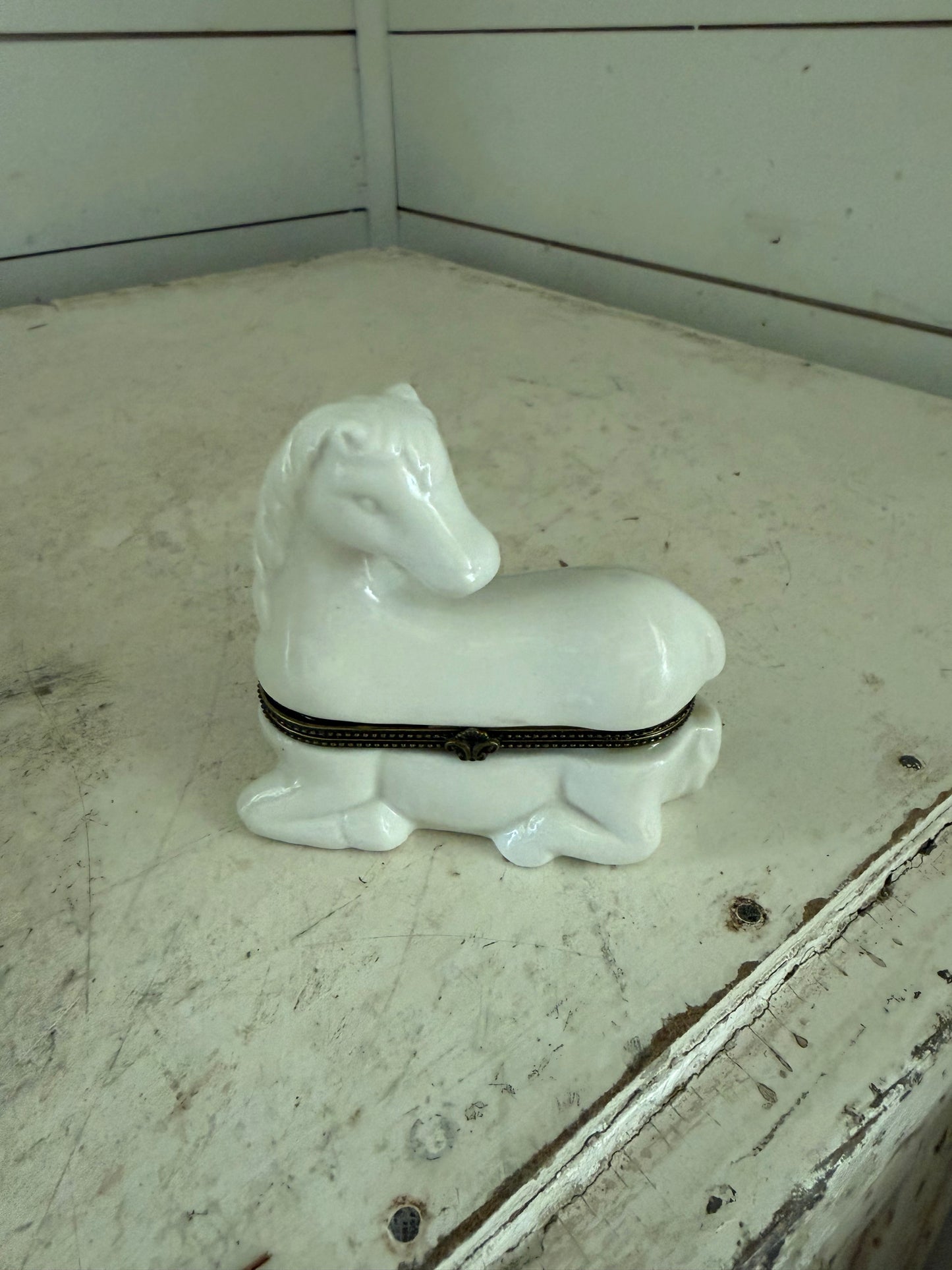 Vintage Porcelain White Horse Pony Hinged Trinket Box 4" Long 3.5" Tall