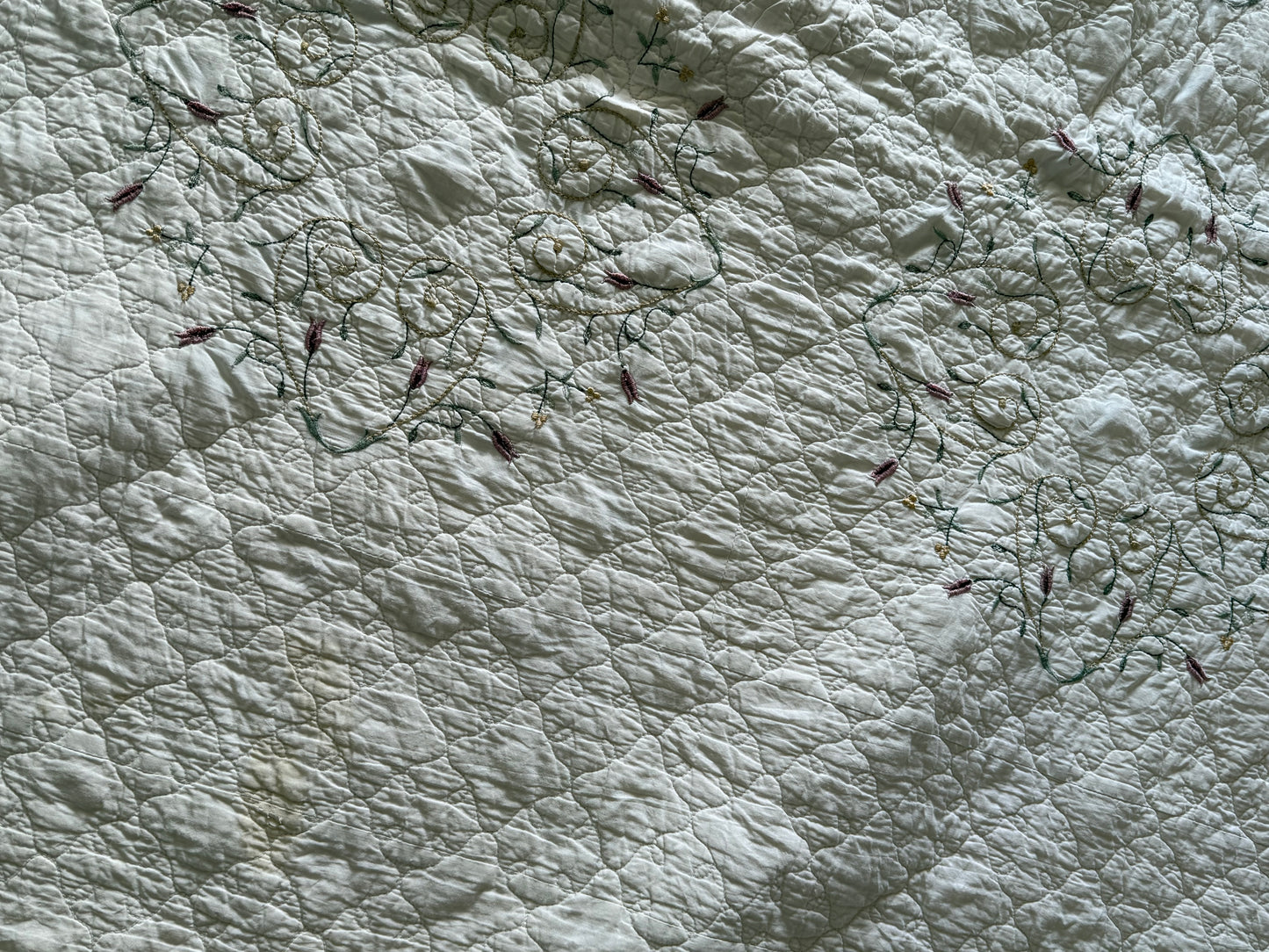 Shabby Queen White Embroidered Quilt - as is see light staining and imperfections