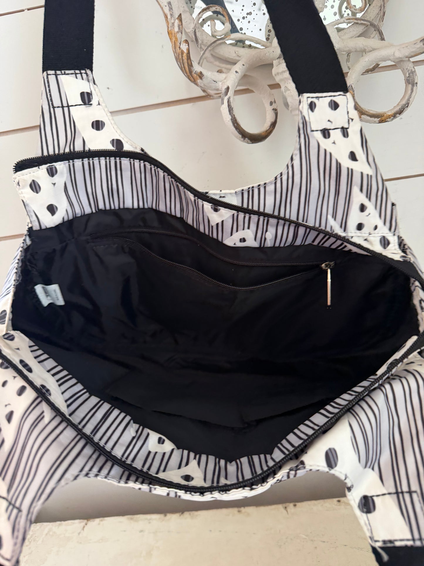 Lesportsac hobo butterfly bag