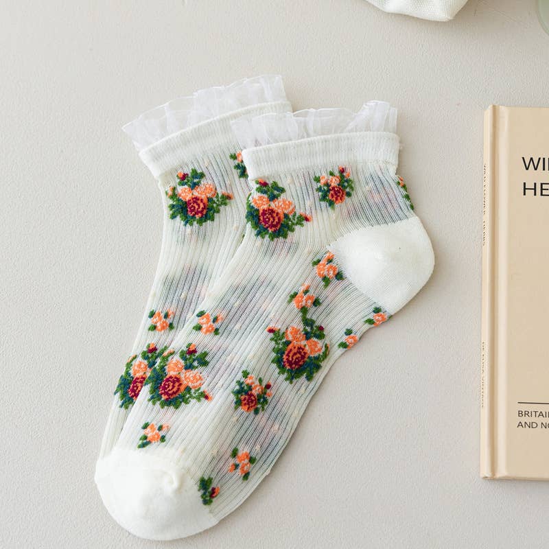 Small flower breathable thin white lace short sock