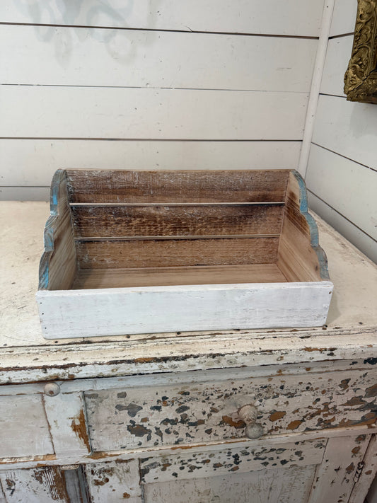 Crate with scalloped edge will get makeover