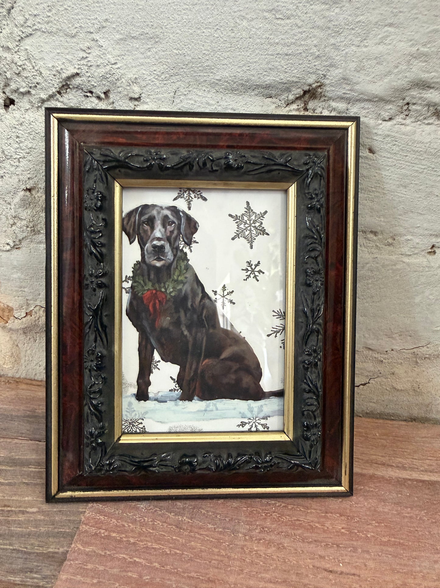 Framed Holiday Dog