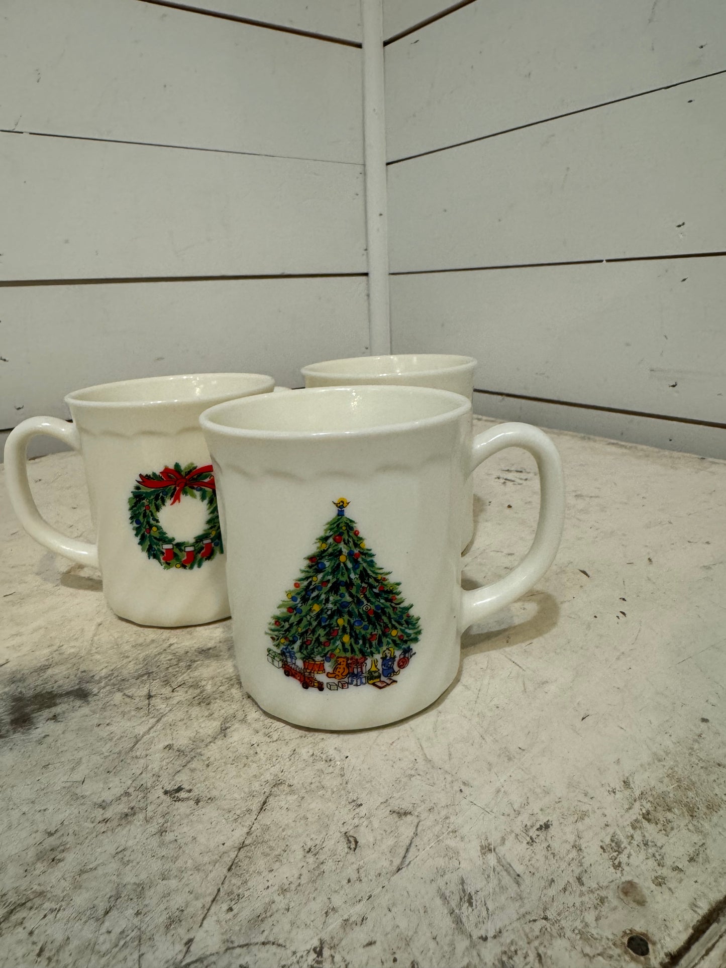 Wreath & Christmas tree mug two sided - Sold Individially