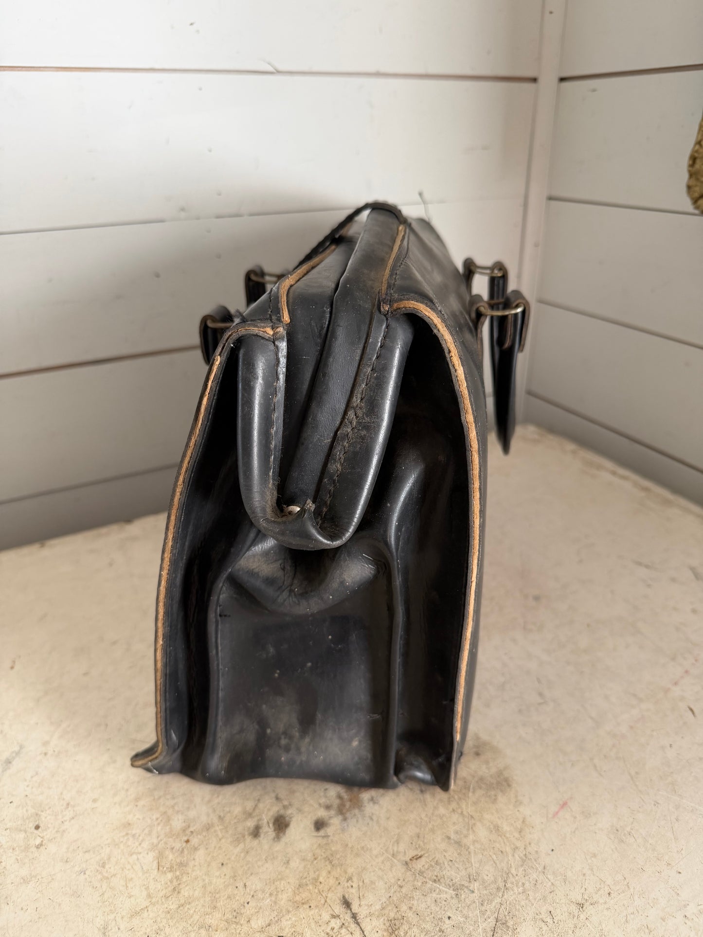 Antique Cheney England 16” Leather Black Doctors Bag