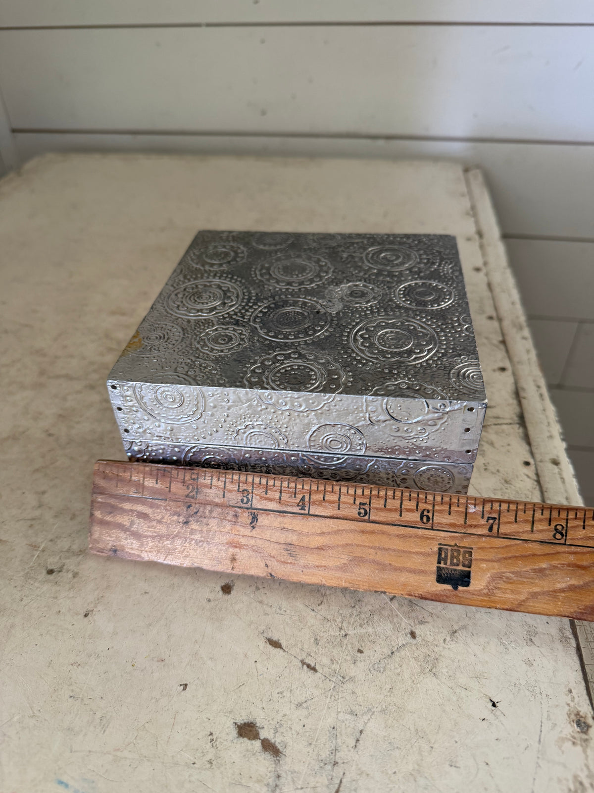 Embossed silver-finish decorative metal trinket box