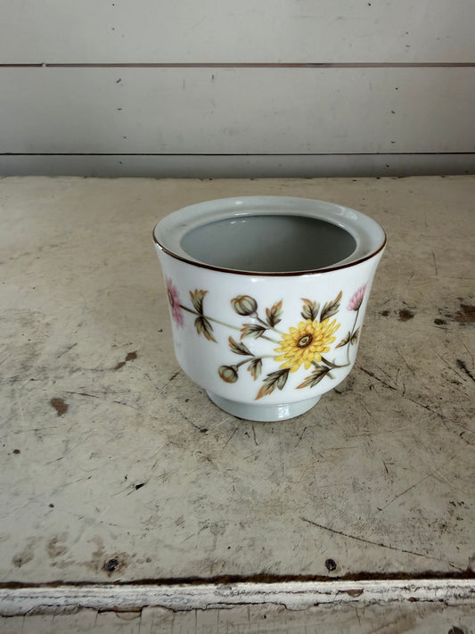 Castle Court Chrysanthemum Sugar Dish - Missing Lid