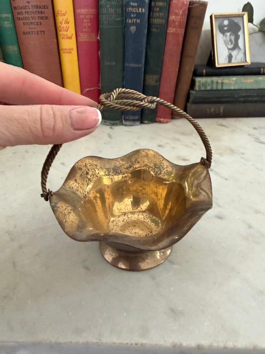 Vintage Brass Scalloped Planter Bowl with Handle