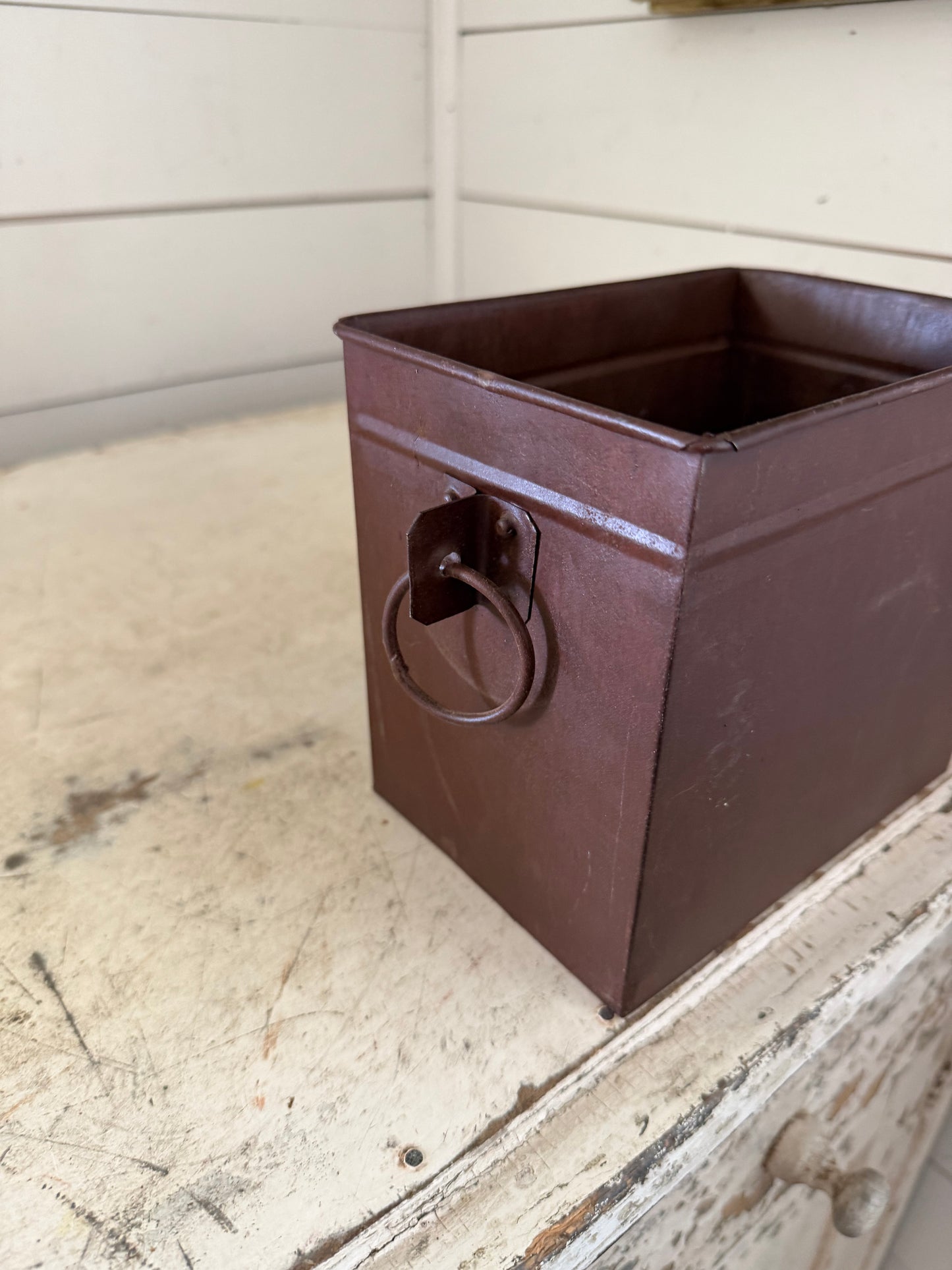 Metal bucket with handles will get makeover