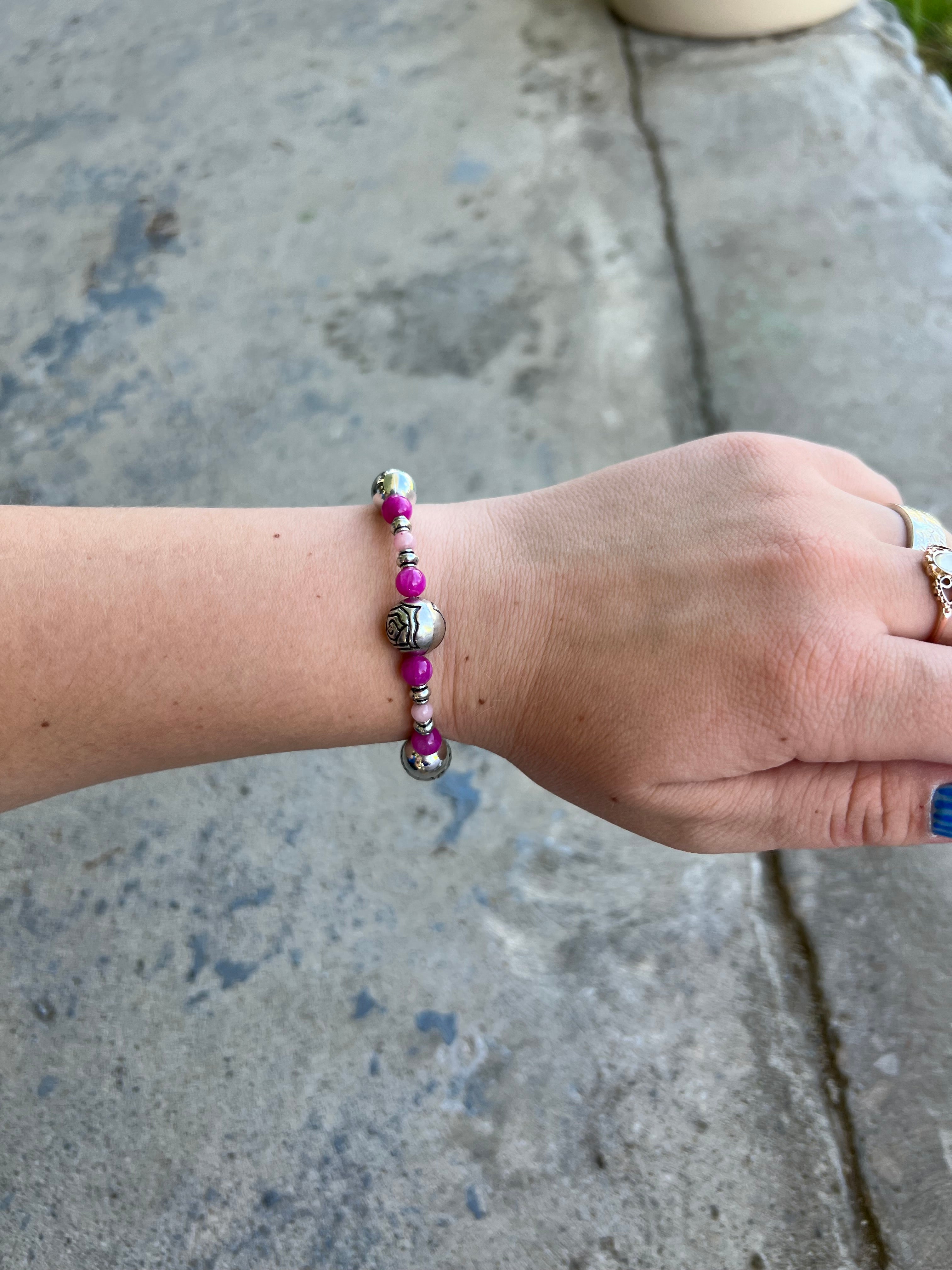 Pink, silver rose beaded bracelet