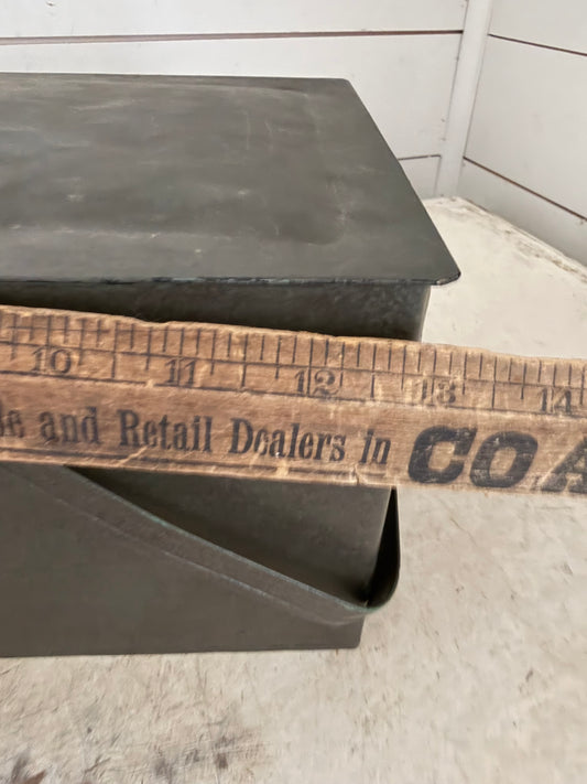 Vintage Style Metal Box will get makeover