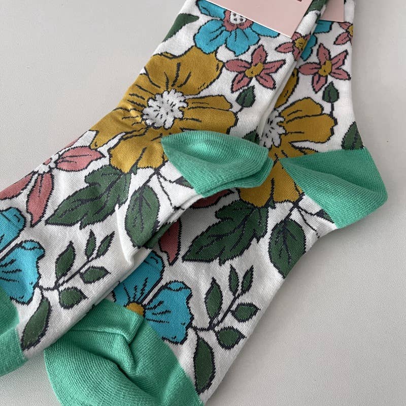 Vintage Style Rose Floral Colored Crew Socks