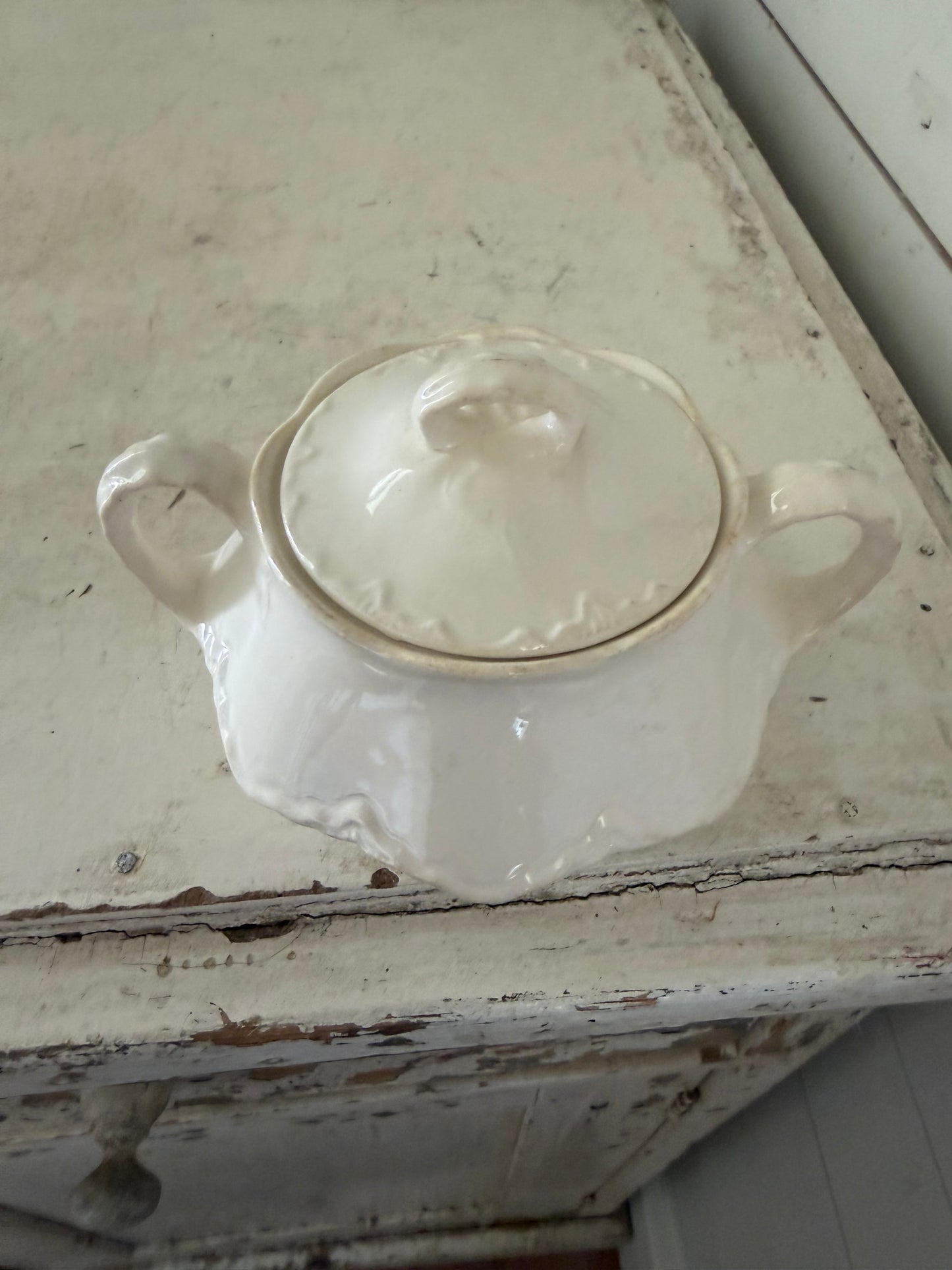 Vintage Homer Laughlin Double Handle Sugar Bowl with Lid.  White with delicate scalloping around the middle and handles and lid
